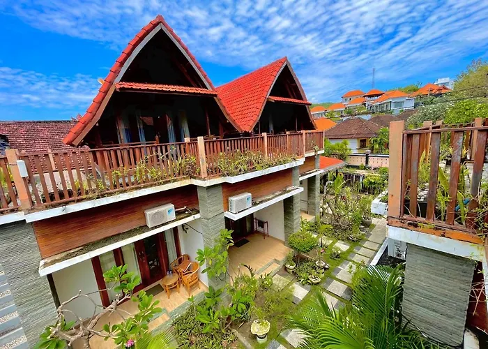Ayu Laba Beach Villa And Resto Batununggul